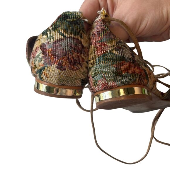 Steve Madden Floral Lace-Up Walkie Flats | Vintage Tapestry Ballet Shoes - Picture 6 of 12